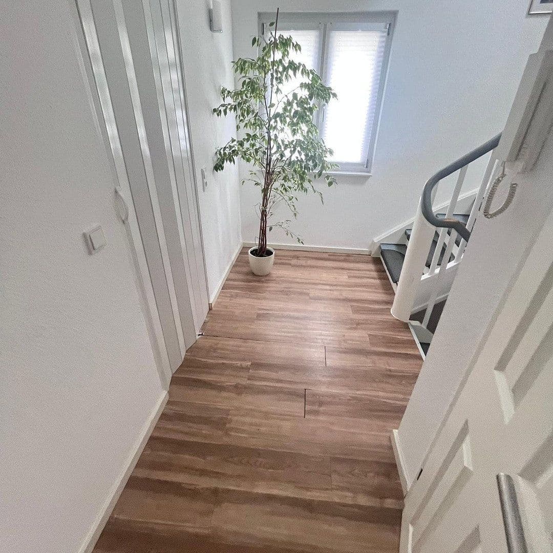 Prodej domu 133 m², pozemek 98 m², Kirchstraße 8, Lohmar, Severní Porýní-Vestfálsko Prodej domu 133 m², pozemek 98 m², Kirchstraße 8, Lohmar, Severní Porýní-Vestfálsko