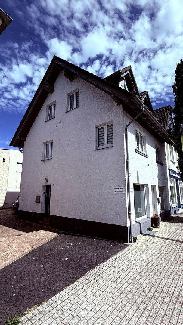 Prodej domu 133 m², pozemek 98 m², Kirchstraße 8, Lohmar, Severní Porýní-Vestfálsko Prodej domu 133 m², pozemek 98 m², Kirchstraße 8, Lohmar, Severní Porýní-Vestfálsko