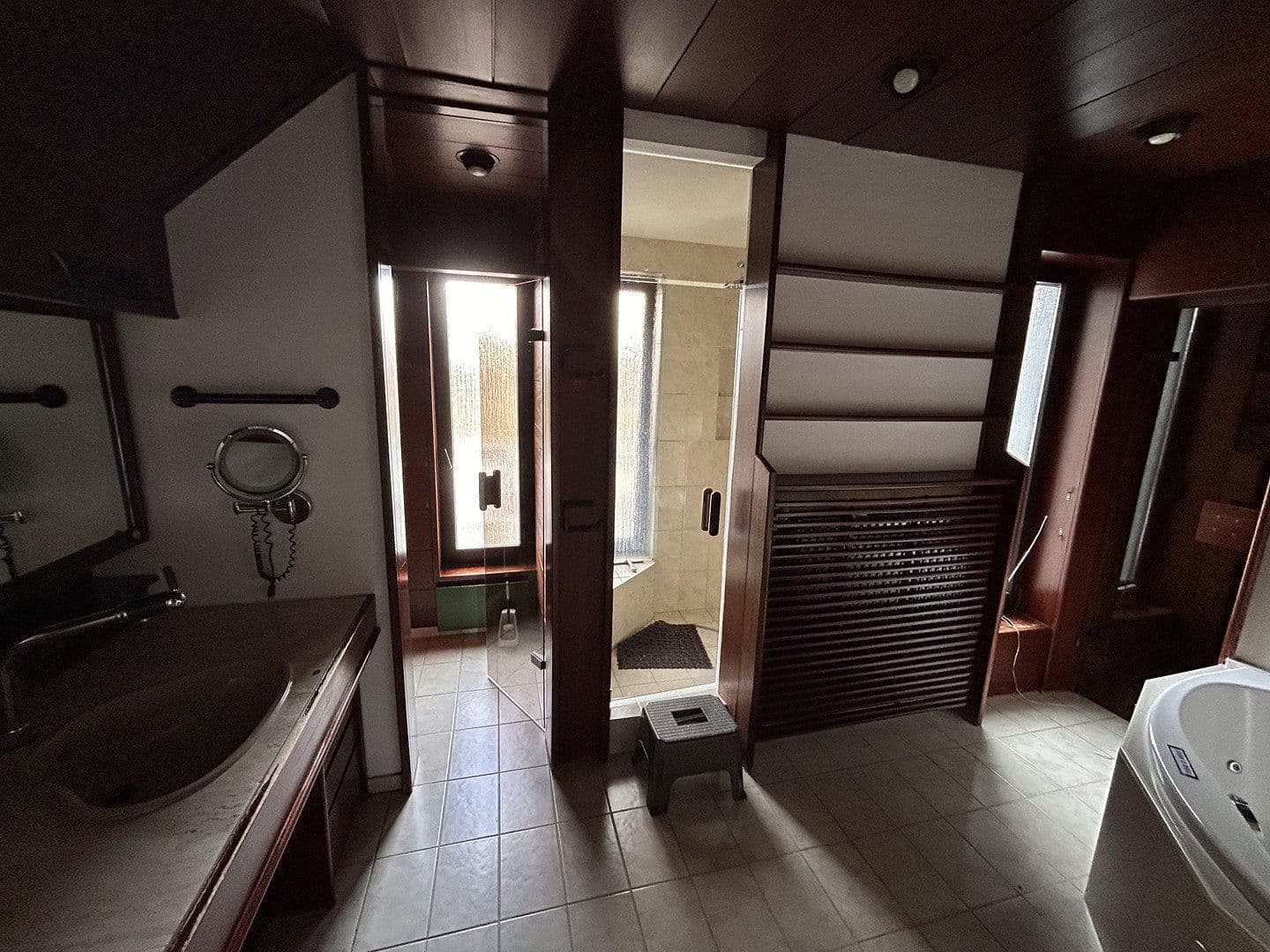 Prodej domu 215 m², pozemek 1.053 m², Haselünne, Dolní Sasko Prodej domu 215 m², pozemek 1.053 m², Haselünne, Dolní Sasko