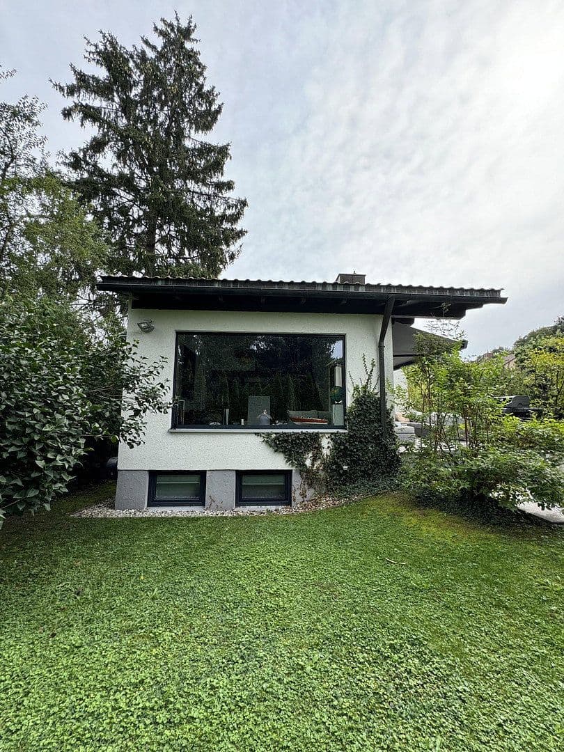 Prodej domu 190 m², pozemek 500 m², München, Bavorsko Prodej domu 190 m², pozemek 500 m², München, Bavorsko