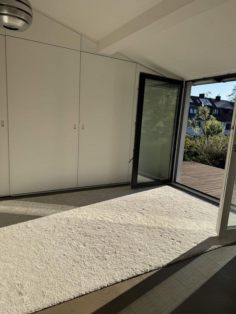 Prodej domu 190 m², pozemek 500 m², München, Bavorsko Prodej domu 190 m², pozemek 500 m², München, Bavorsko