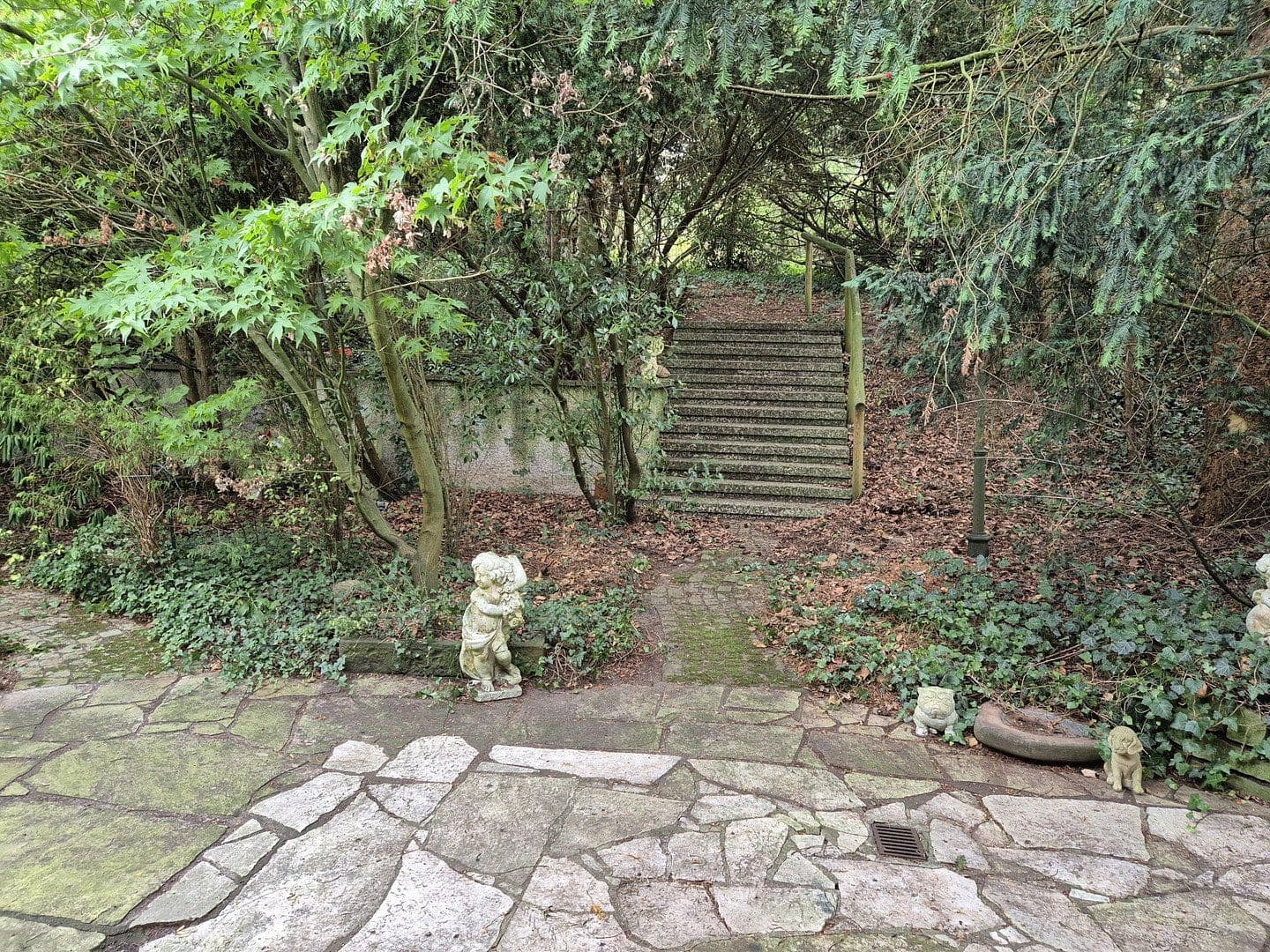Prodej domu 225 m², pozemek 1.150 m², Bad Nenndorf, Dolní Sasko Prodej domu 225 m², pozemek 1.150 m², Bad Nenndorf, Dolní Sasko