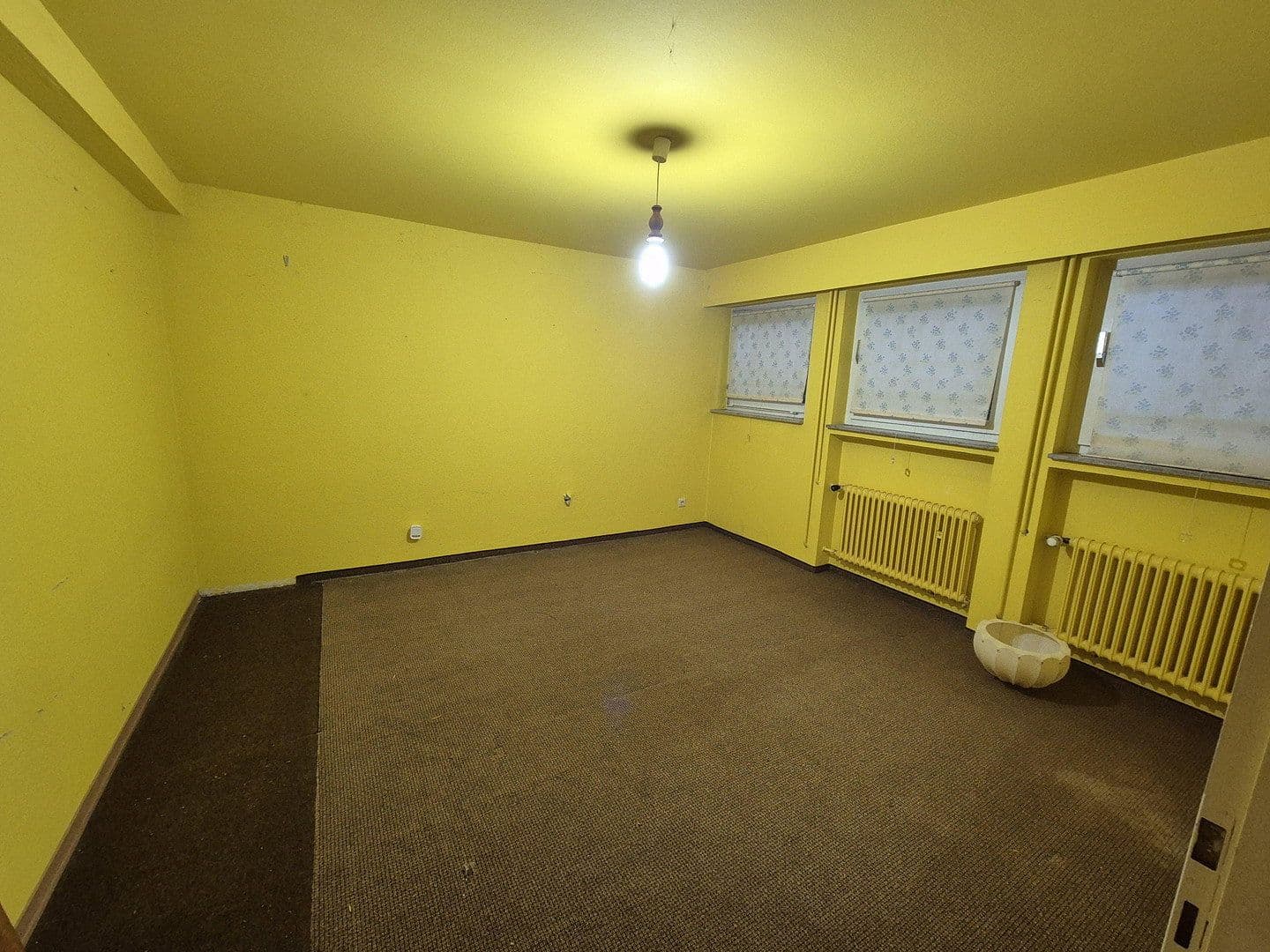 Prodej domu 225 m², pozemek 1.150 m², Bad Nenndorf, Dolní Sasko Prodej domu 225 m², pozemek 1.150 m², Bad Nenndorf, Dolní Sasko