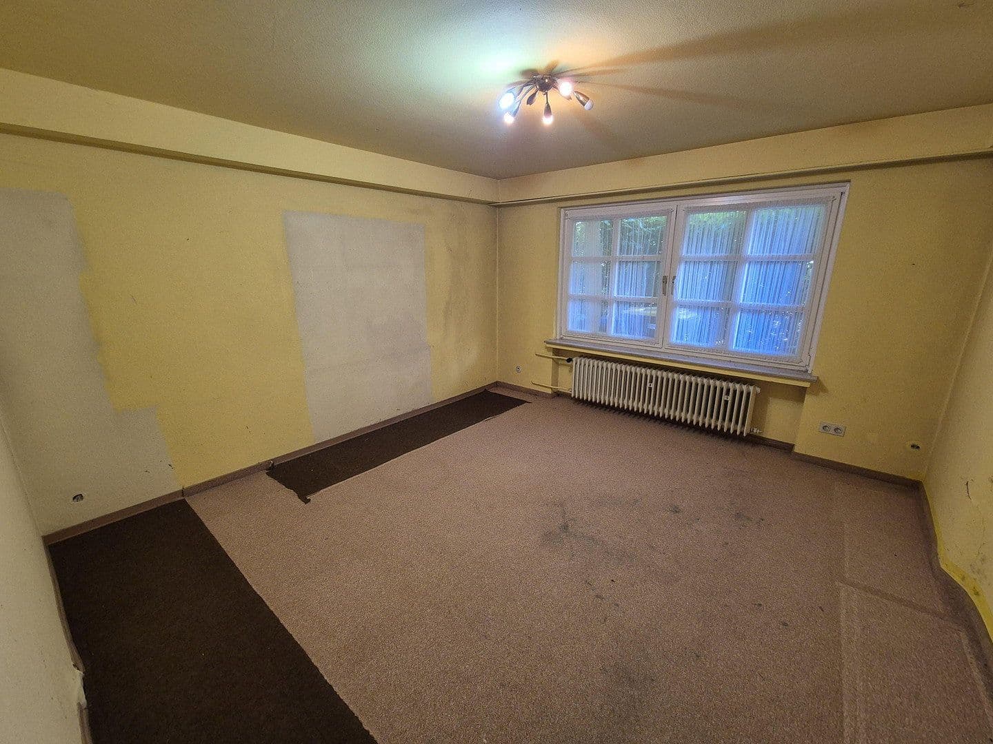 Prodej domu 225 m², pozemek 1.150 m², Bad Nenndorf, Dolní Sasko Prodej domu 225 m², pozemek 1.150 m², Bad Nenndorf, Dolní Sasko