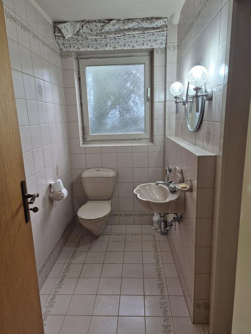 Prodej domu 225 m², pozemek 1.150 m², Bad Nenndorf, Dolní Sasko Prodej domu 225 m², pozemek 1.150 m², Bad Nenndorf, Dolní Sasko