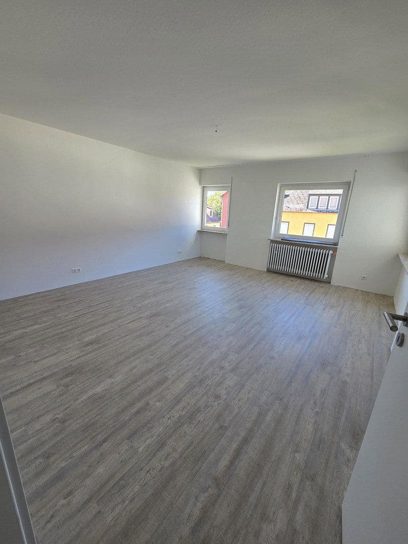 Pronájem bytu 3+1 112 m², Linsengasse 6, Buchen (Odenwald), Bádensko-Württembersko Pronájem bytu 3+1 112 m², Linsengasse 6, Buchen (Odenwald), Bádensko-Württembersko