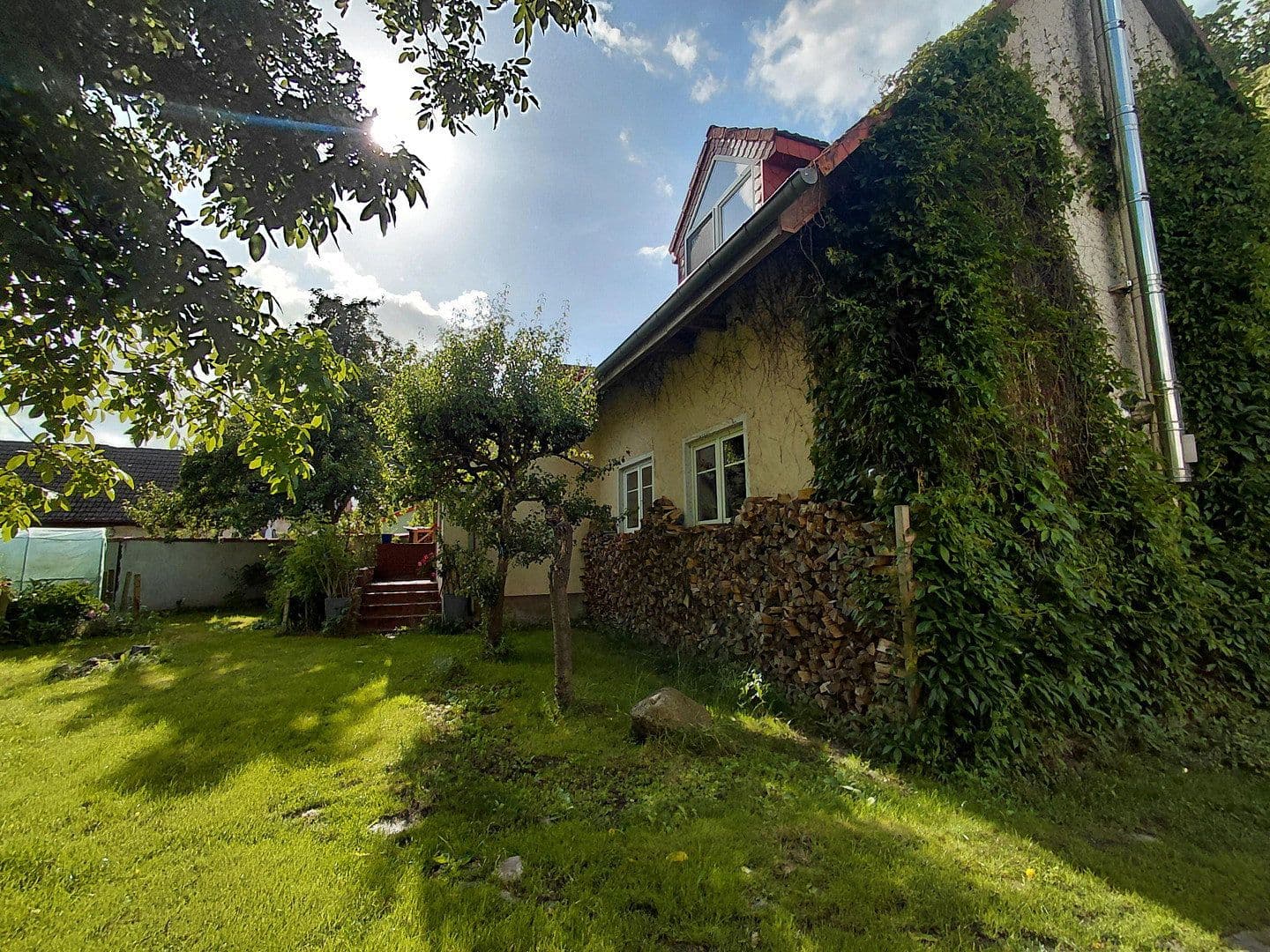 Prodej domu 160 m², pozemek 633 m², Hauptstr. 14, Oranienburg, Braniborsko Prodej domu 160 m², pozemek 633 m², Hauptstr. 14, Oranienburg, Braniborsko