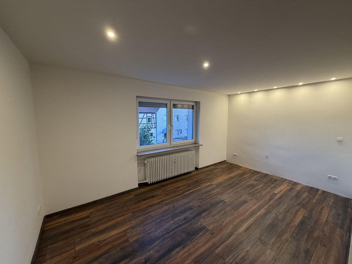 Pronájem bytu 4+1 101 m², Nürnberg, Bavorsko Pronájem bytu 4+1 101 m², Nürnberg, Bavorsko