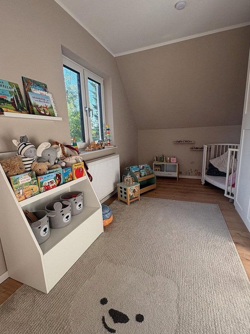 Prodej domu 138 m², pozemek 1.077 m², Schulzendorf, Braniborsko Prodej domu 138 m², pozemek 1.077 m², Schulzendorf, Braniborsko