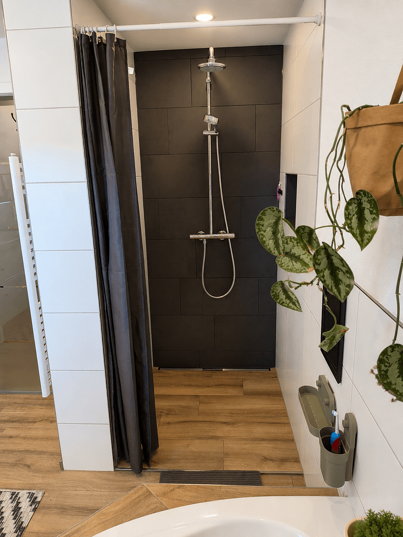 Prodej domu 142 m², pozemek 715 m², Zaberfeld, Bádensko-Württembersko Prodej domu 142 m², pozemek 715 m², Zaberfeld, Bádensko-Württembersko