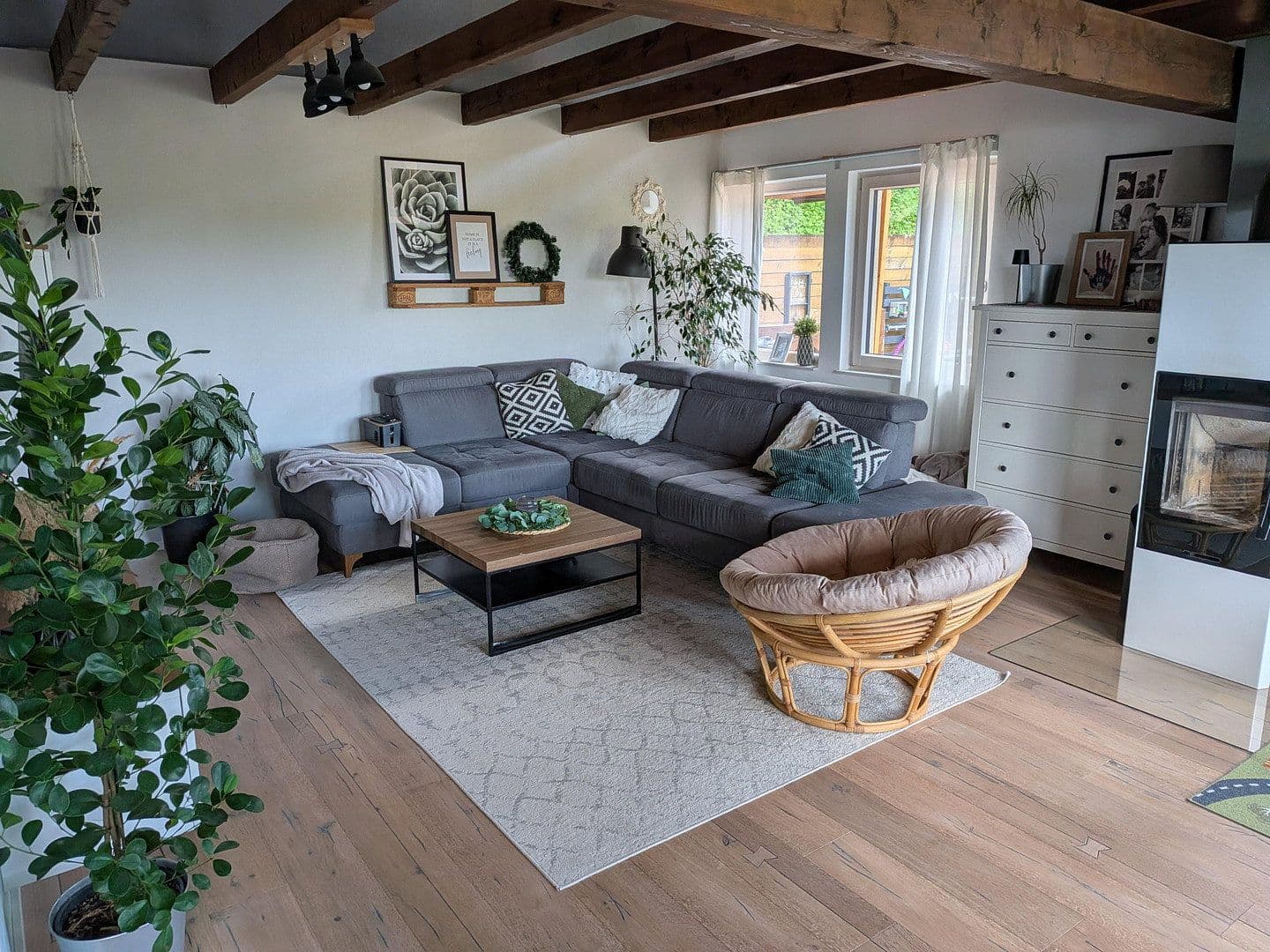Prodej domu 142 m², pozemek 715 m², Zaberfeld, Bádensko-Württembersko Prodej domu 142 m², pozemek 715 m², Zaberfeld, Bádensko-Württembersko