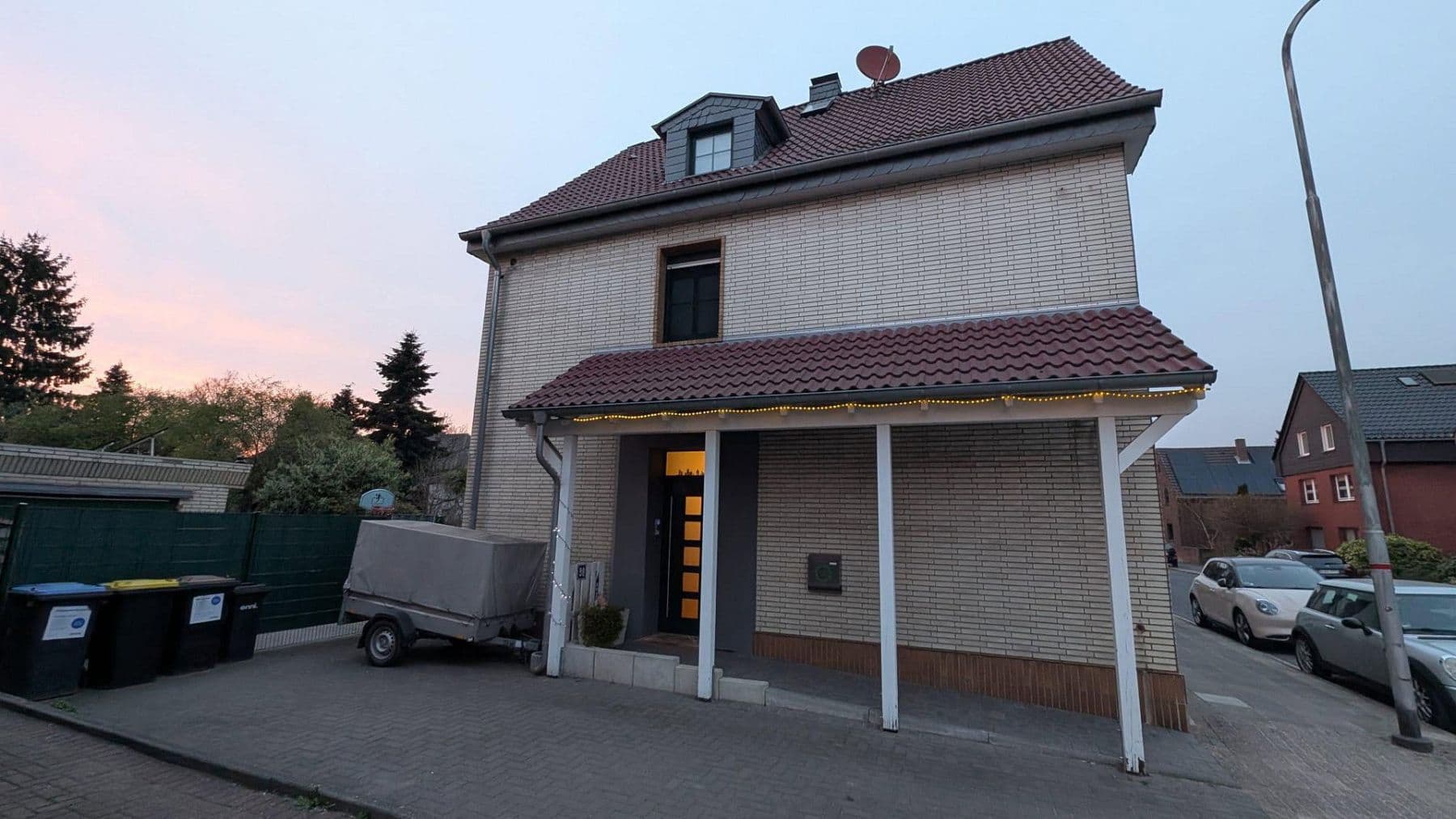 Prodej domu 150 m², pozemek 644 m², Moers, Severní Porýní-Vestfálsko Prodej domu 150 m², pozemek 644 m², Moers, Severní Porýní-Vestfálsko