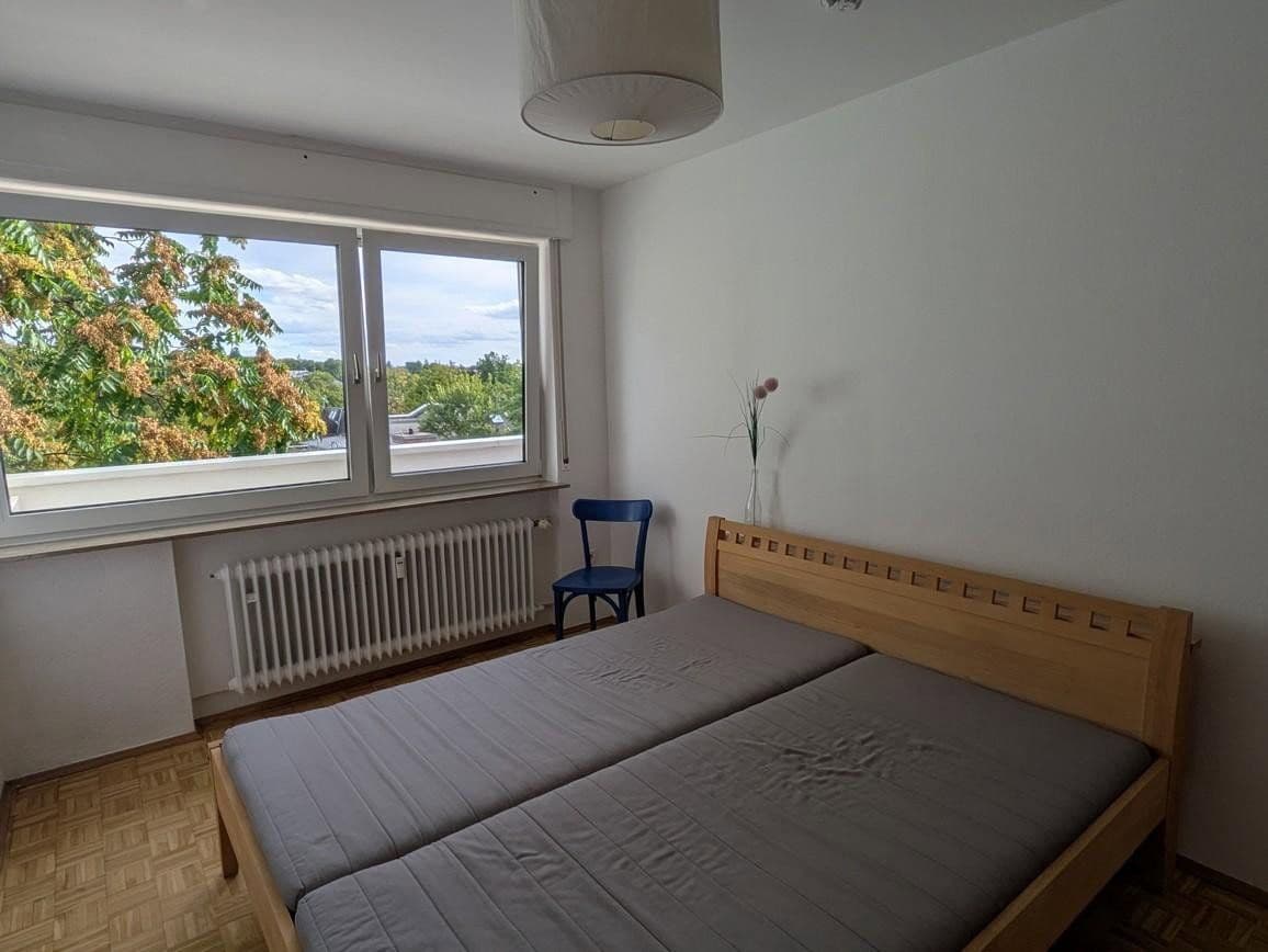 Pronájem bytu 4+1 90 m², Wiesbaden, Hessen Pronájem bytu 4+1 90 m², Wiesbaden, Hessen