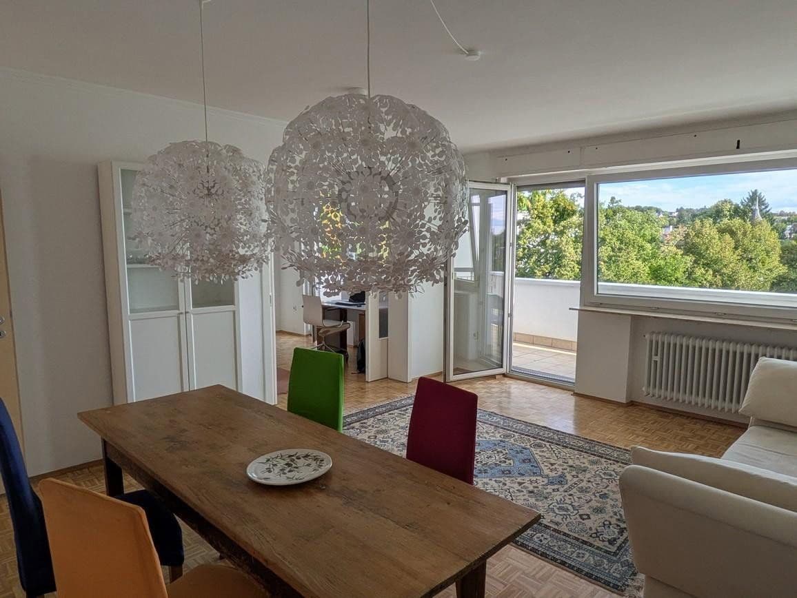 Pronájem bytu 4+1 90 m², Wiesbaden, Hessen Pronájem bytu 4+1 90 m², Wiesbaden, Hessen