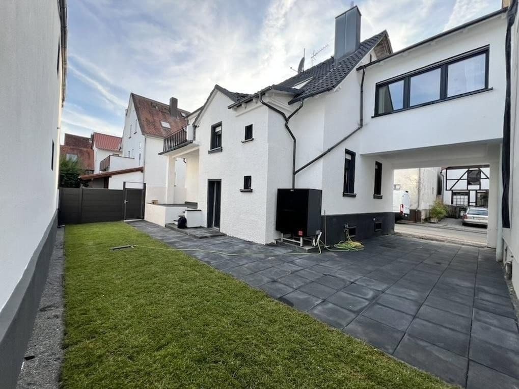 Prodej domu 142 m², pozemek 187 m², Roßdorf, Hessen Prodej domu 142 m², pozemek 187 m², Roßdorf, Hessen