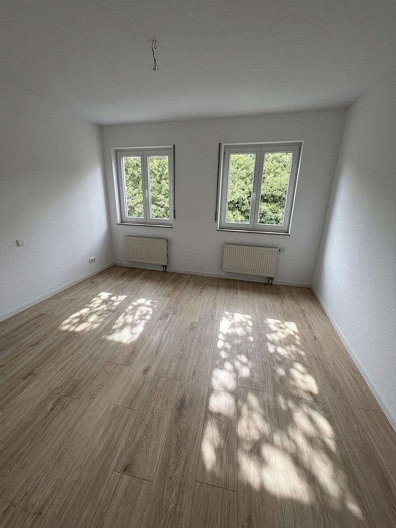 Pronájem bytu 2+1 67 m², Charlotte-E.-Pauly-Straße 36, Berlin, Berlín Pronájem bytu 2+1 67 m², Charlotte-E.-Pauly-Straße 36, Berlin, Berlín