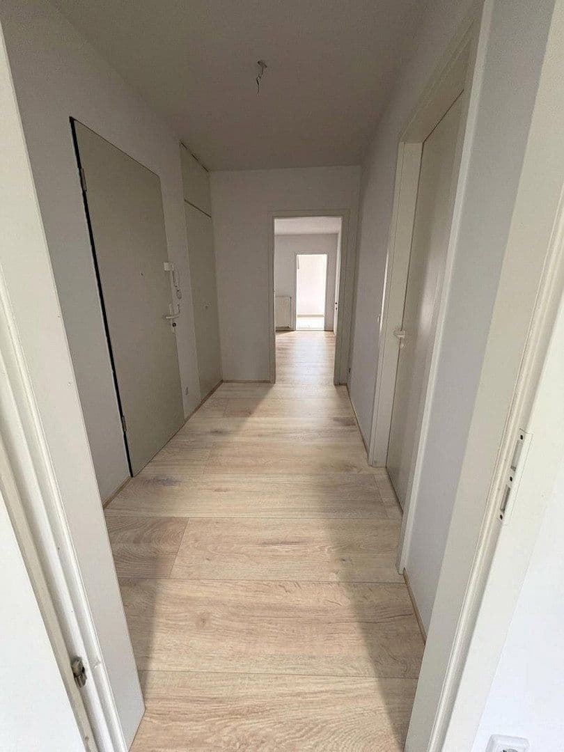 Pronájem bytu 2+1 67 m², Charlotte-E.-Pauly-Straße 36, Berlin, Berlín Pronájem bytu 2+1 67 m², Charlotte-E.-Pauly-Straße 36, Berlin, Berlín