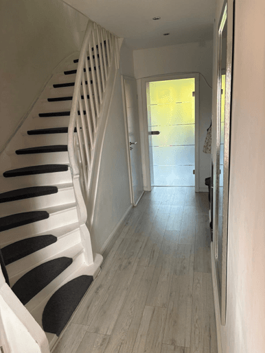 Prodej domu 147 m², pozemek 368 m², Kölner Straße 39, Neuss, Severní Porýní-Vestfálsko Prodej domu 147 m², pozemek 368 m², Kölner Straße 39, Neuss, Severní Porýní-Vestfálsko