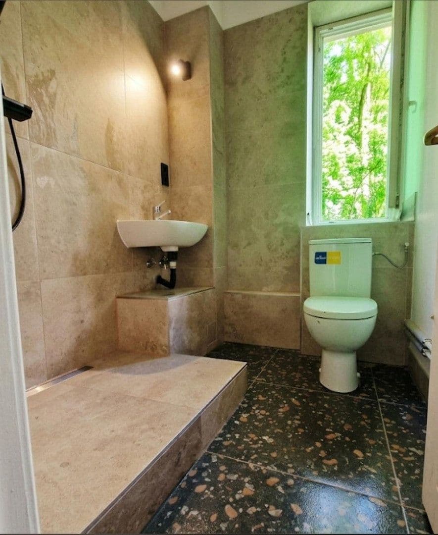 Prodej bytu 4+1 85 m², Wilhelmstadt Berlin Spandau, Berlín Prodej bytu 4+1 85 m², Wilhelmstadt Berlin Spandau, Berlín