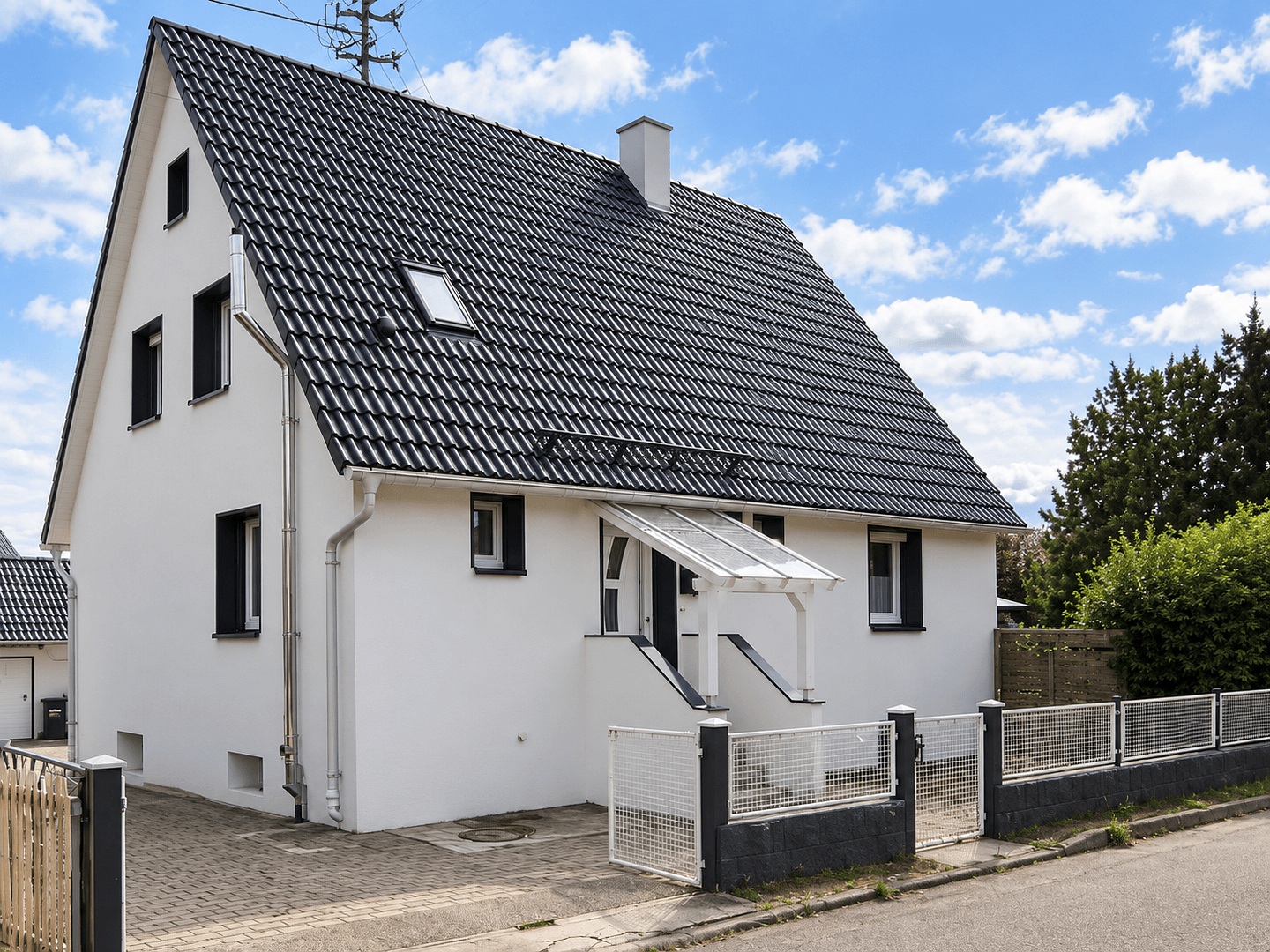Prodej domu 127 m², pozemek 858 m², Neresheim, Bádensko-Württembersko Prodej domu 127 m², pozemek 858 m², Neresheim, Bádensko-Württembersko