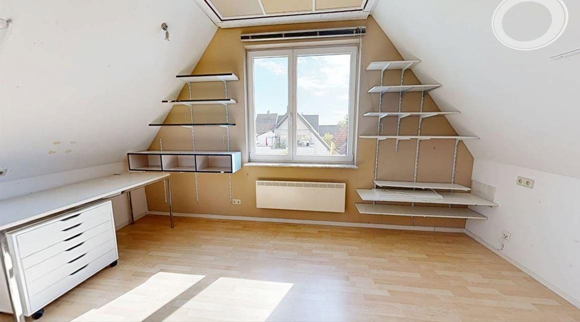 Prodej domu 189 m², pozemek 301 m², Merklingen, Bádensko-Württembersko Prodej domu 189 m², pozemek 301 m², Merklingen, Bádensko-Württembersko