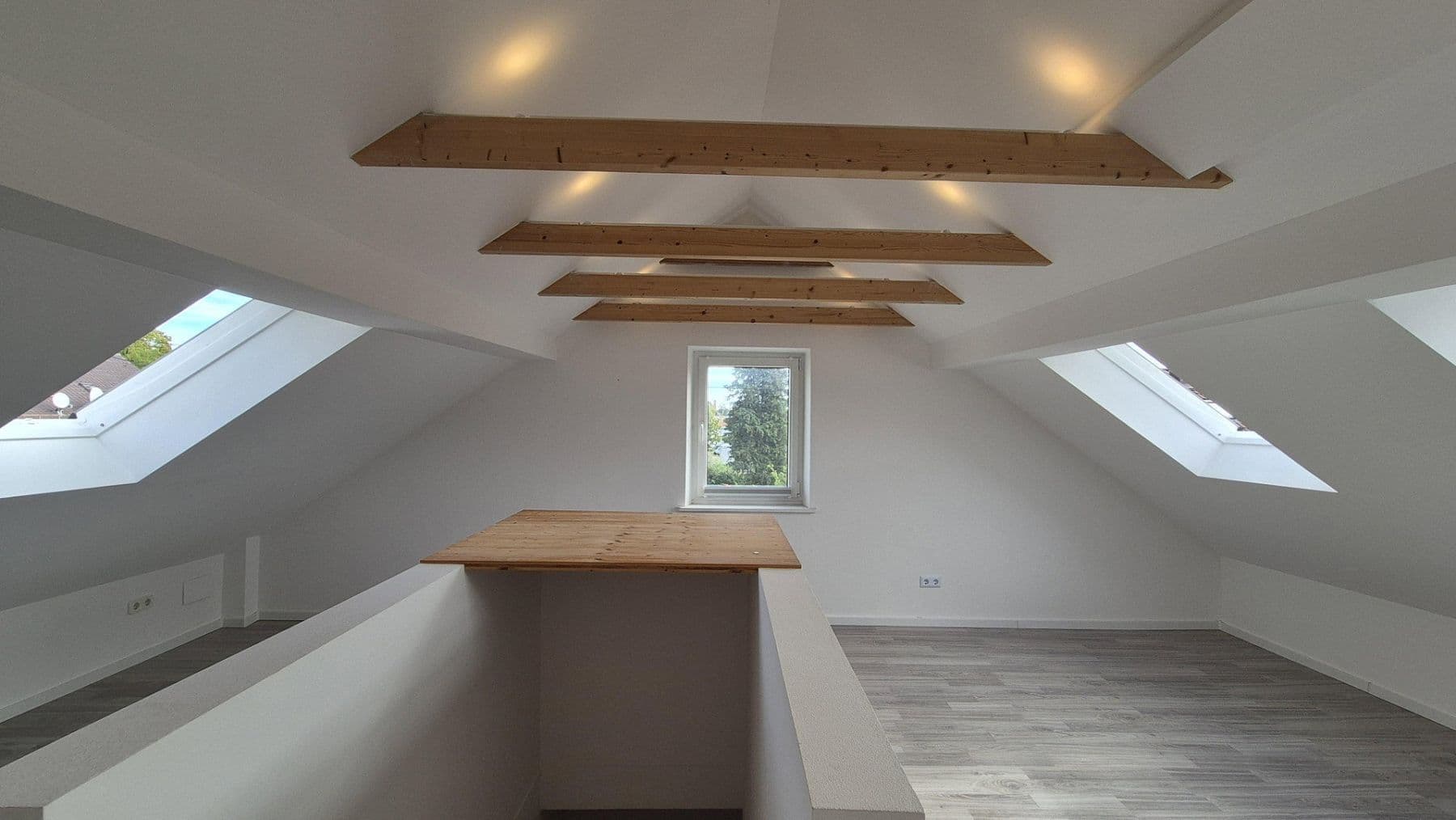 Prodej domu 110 m², pozemek 206 m², Augsburg, Bavorsko Prodej domu 110 m², pozemek 206 m², Augsburg, Bavorsko