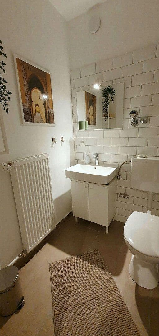 Prodej bytu 1+1 35 m², Hortensienstraße 64, Berlin, Berlín Prodej bytu 1+1 35 m², Hortensienstraße 64, Berlin, Berlín