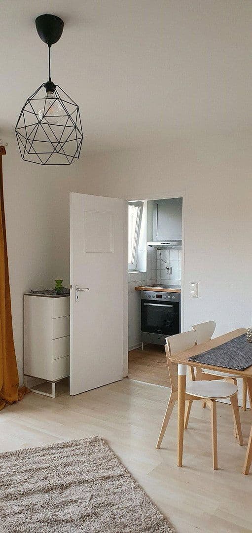 Prodej bytu 1+1 35 m², Hortensienstraße 64, Berlin, Berlín Prodej bytu 1+1 35 m², Hortensienstraße 64, Berlin, Berlín