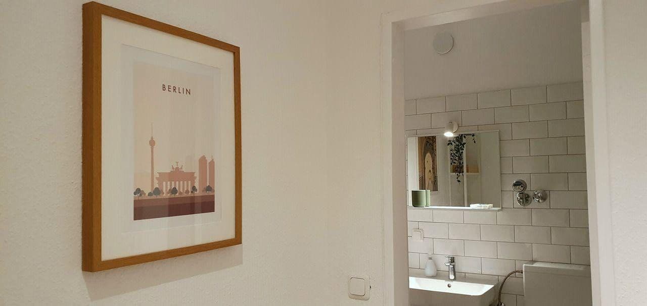 Prodej bytu 1+1 35 m², Hortensienstraße 64, Berlin, Berlín Prodej bytu 1+1 35 m², Hortensienstraße 64, Berlin, Berlín