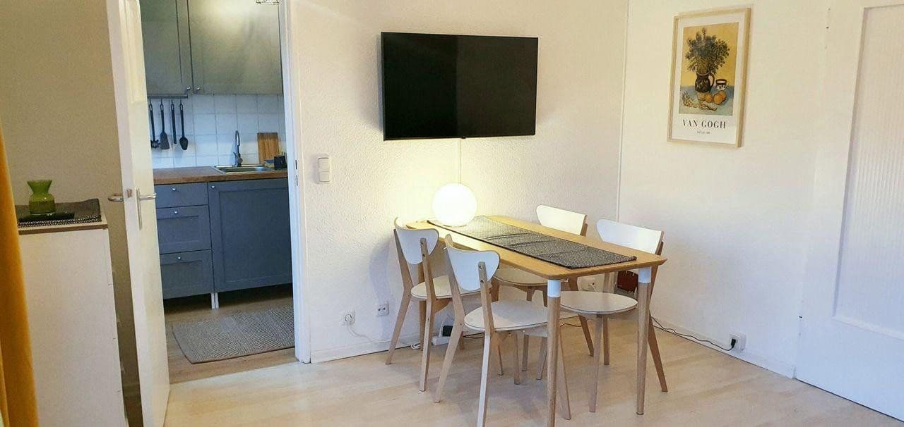 Prodej bytu 1+1 35 m², Hortensienstraße 64, Berlin, Berlín Prodej bytu 1+1 35 m², Hortensienstraße 64, Berlin, Berlín