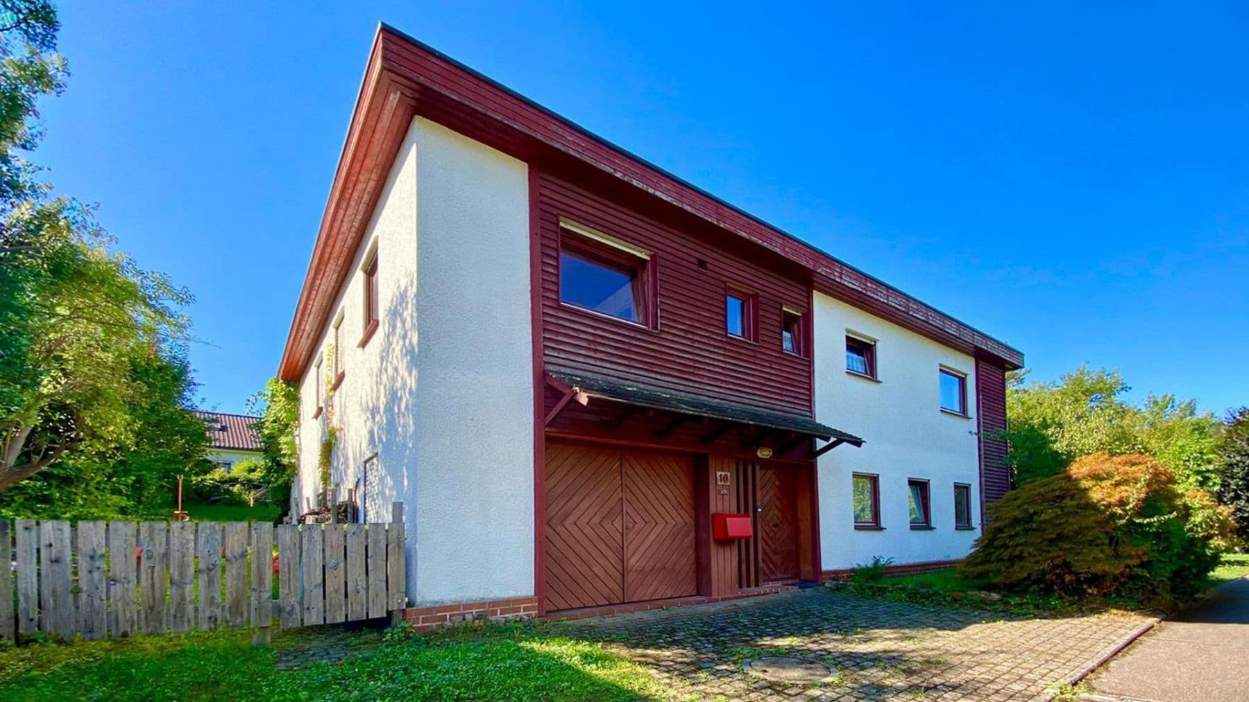 Prodej domu 196 m², pozemek 722 m², Pommernweg 10, Oberstenfeld, Bádensko-Württembersko Prodej domu 196 m², pozemek 722 m², Pommernweg 10, Oberstenfeld, Bádensko-Württembersko