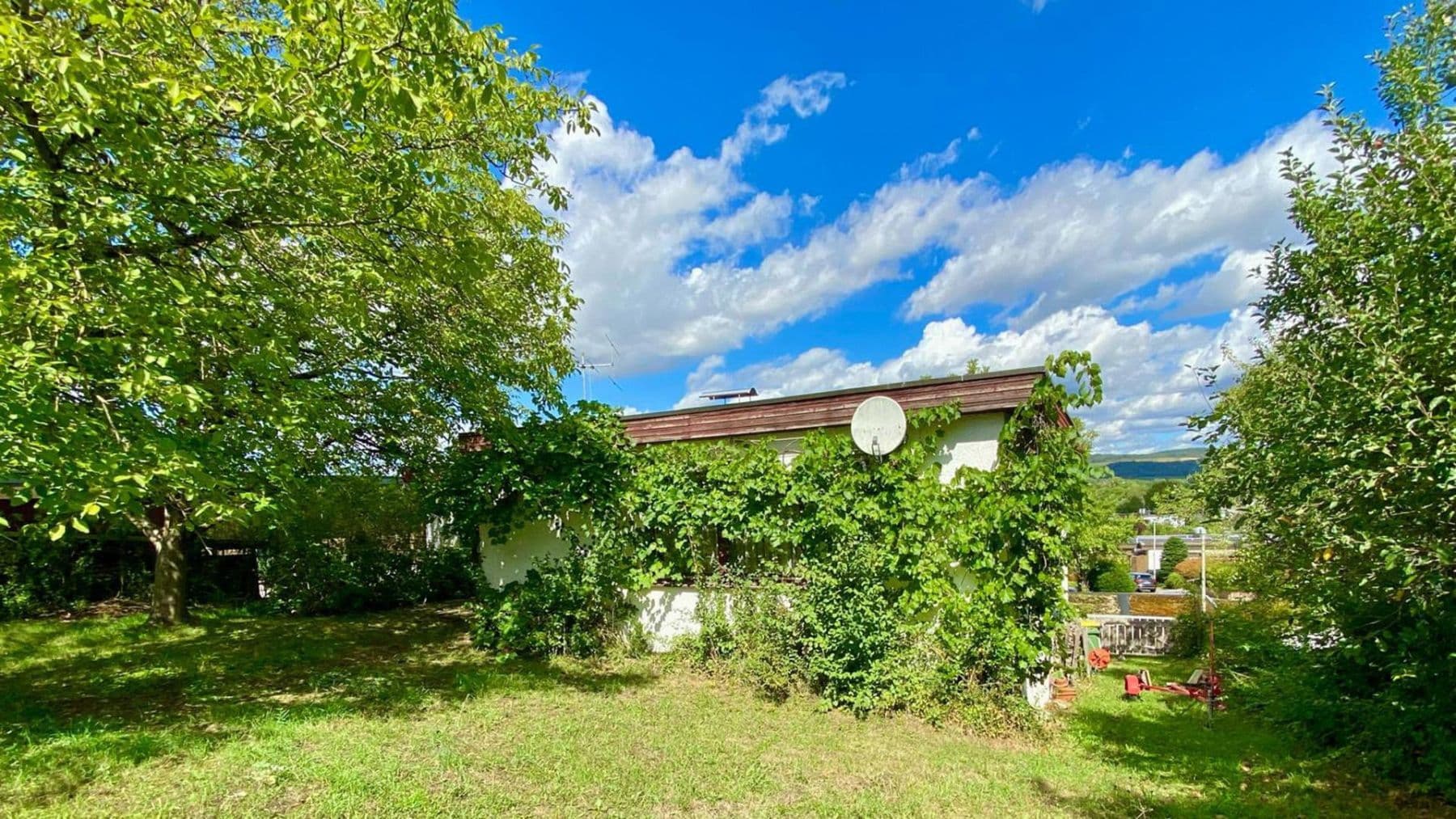 Prodej domu 196 m², pozemek 722 m², Pommernweg 10, Oberstenfeld, Bádensko-Württembersko Prodej domu 196 m², pozemek 722 m², Pommernweg 10, Oberstenfeld, Bádensko-Württembersko