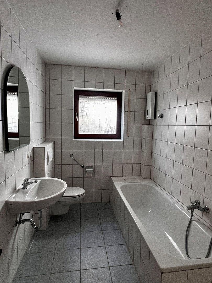 Pronájem domu 140 m², pozemek 345 m², Bad Schwalbach, Hessen Pronájem domu 140 m², pozemek 345 m², Bad Schwalbach, Hessen