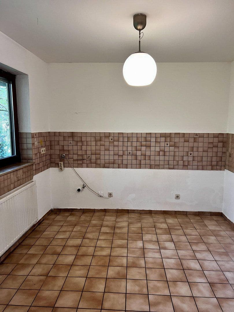 Pronájem domu 140 m², pozemek 345 m², Bad Schwalbach, Hessen Pronájem domu 140 m², pozemek 345 m², Bad Schwalbach, Hessen