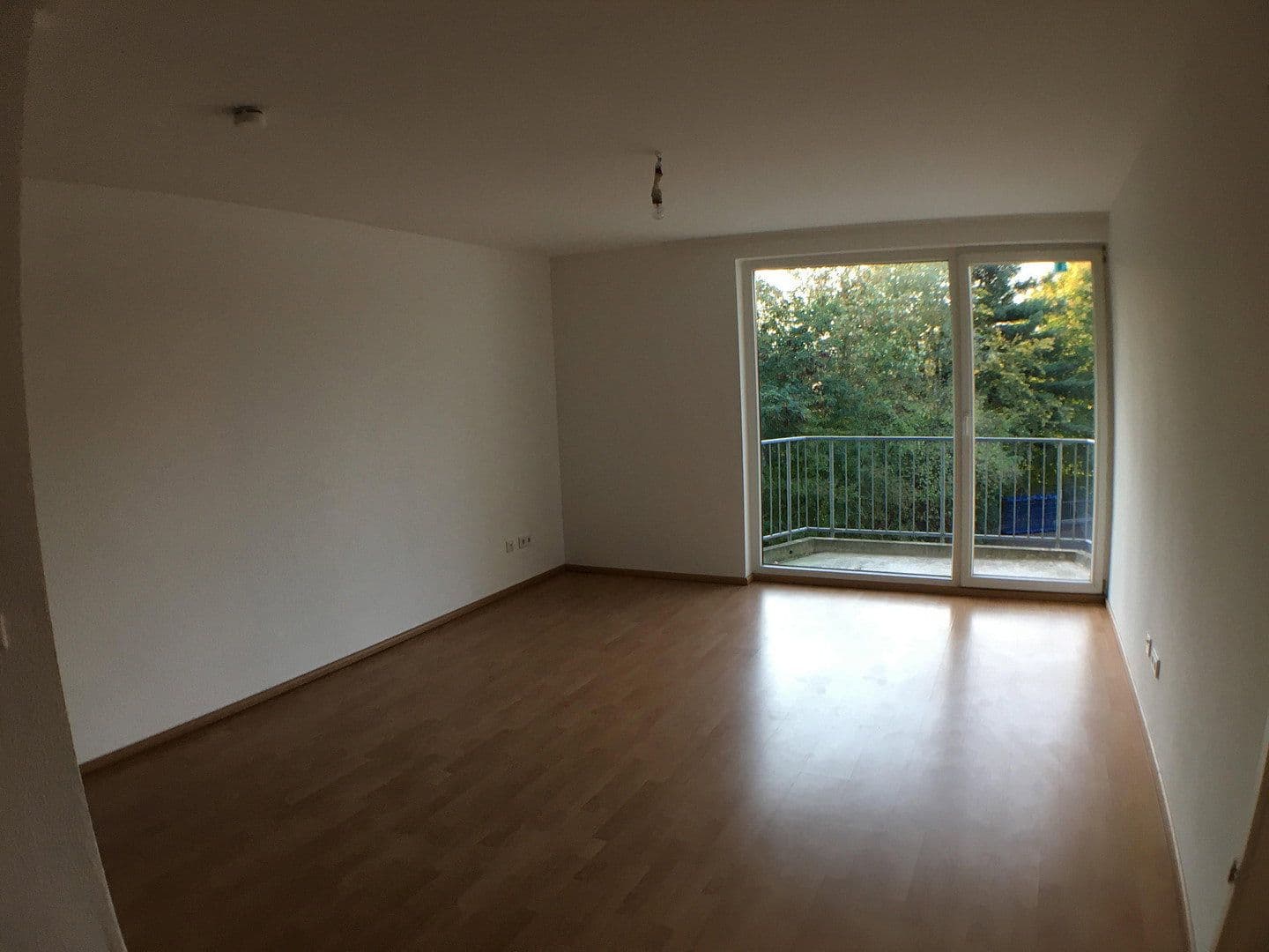 Pronájem bytu 2+1 52 m², Lortzingstraße 35, Hilden, Severní Porýní-Vestfálsko Pronájem bytu 2+1 52 m², Lortzingstraße 35, Hilden, Severní Porýní-Vestfálsko