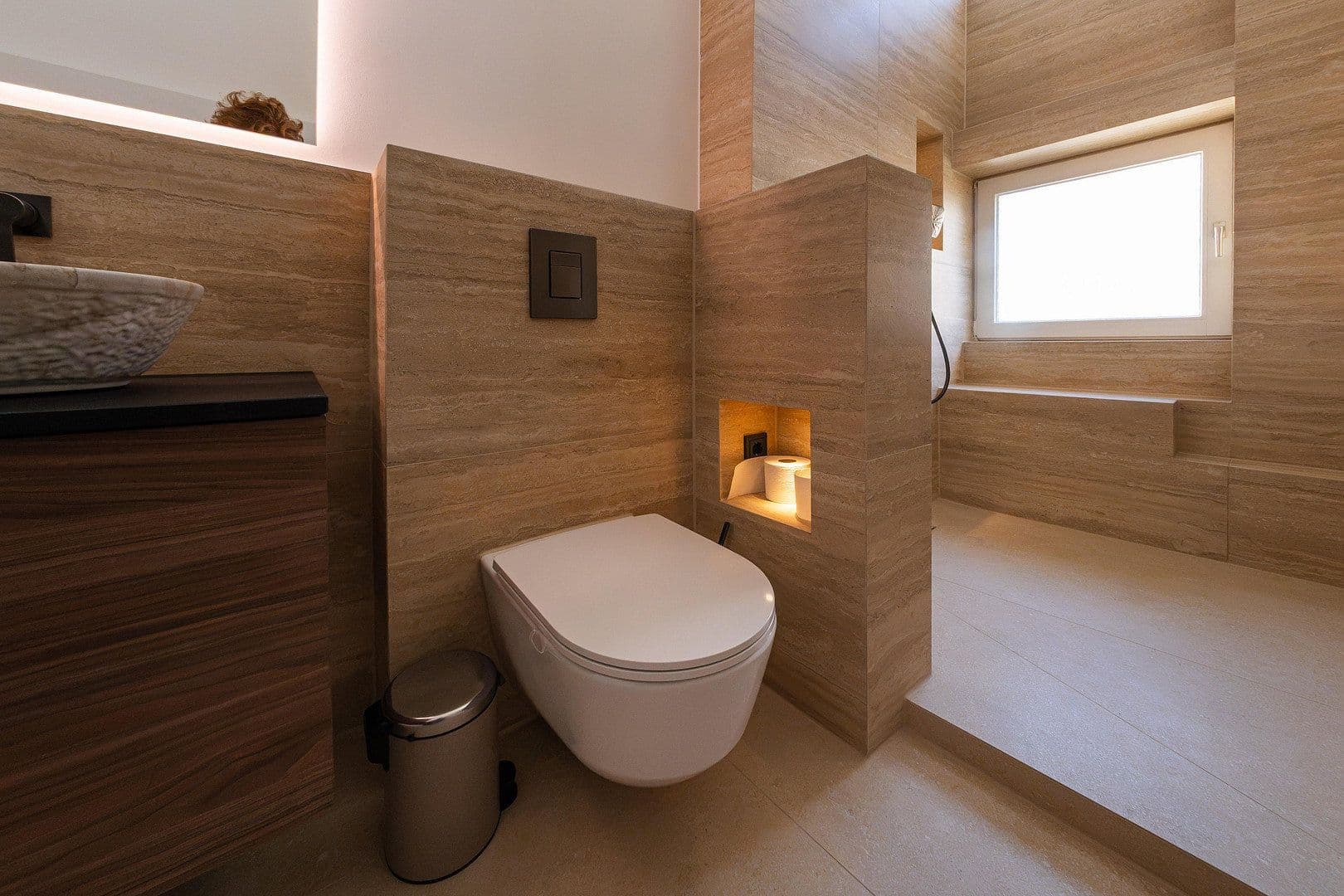 Prodej bytu 3+1 96 m², Berlin, Berlín Prodej bytu 3+1 96 m², Berlin, Berlín