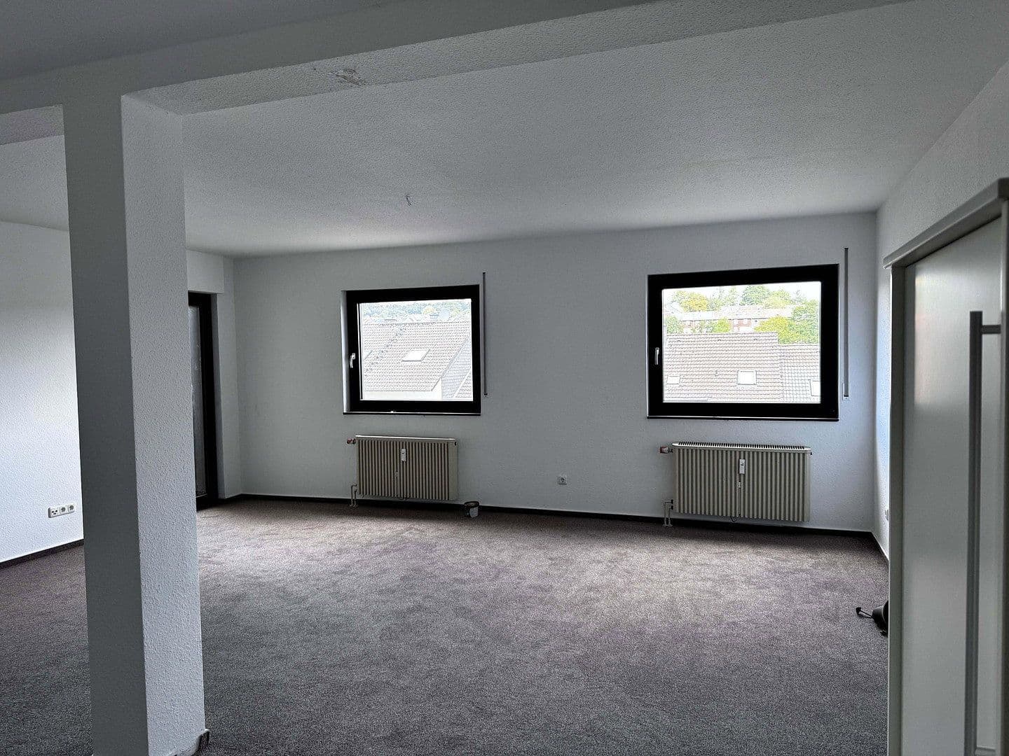 Pronájem bytu 1+1 50 m², Am Sammetshain 32, Siegen, Severní Porýní-Vestfálsko Pronájem bytu 1+1 50 m², Am Sammetshain 32, Siegen, Severní Porýní-Vestfálsko