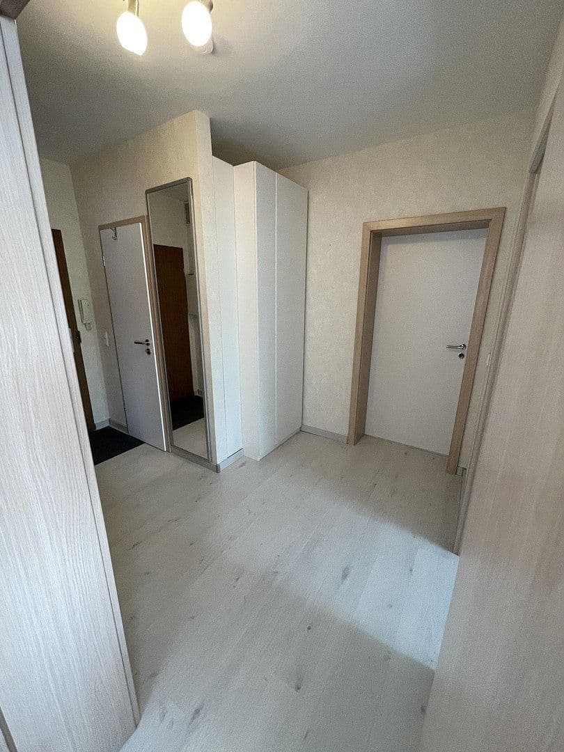 Prodej bytu 2+1 65 m², Am Weiher 45, Hochheim, Hessen Prodej bytu 2+1 65 m², Am Weiher 45, Hochheim, Hessen