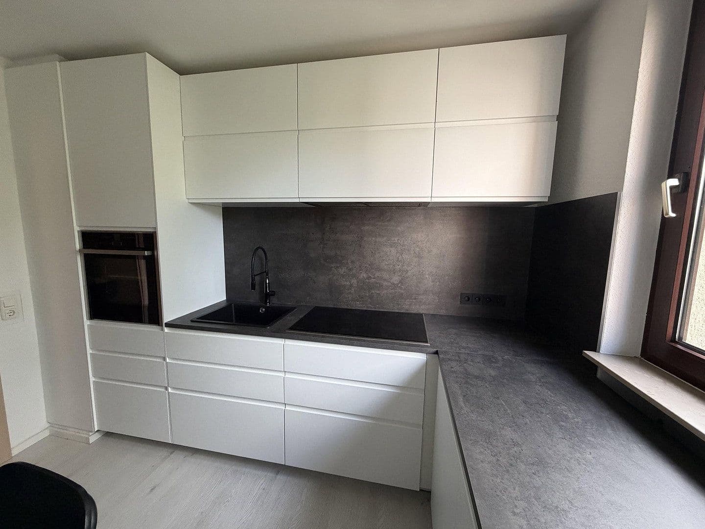 Prodej bytu 2+1 65 m², Am Weiher 45, Hochheim, Hessen Prodej bytu 2+1 65 m², Am Weiher 45, Hochheim, Hessen