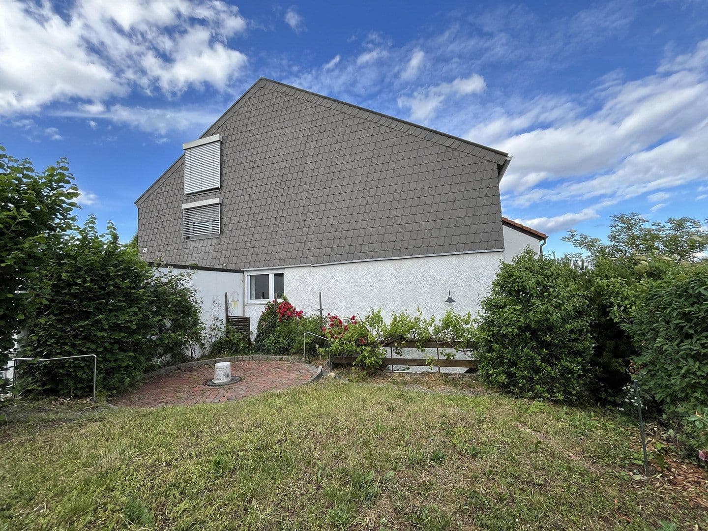 Prodej domu 152 m², pozemek 333 m², Leutenbach, Bádensko-Württembersko Prodej domu 152 m², pozemek 333 m², Leutenbach, Bádensko-Württembersko