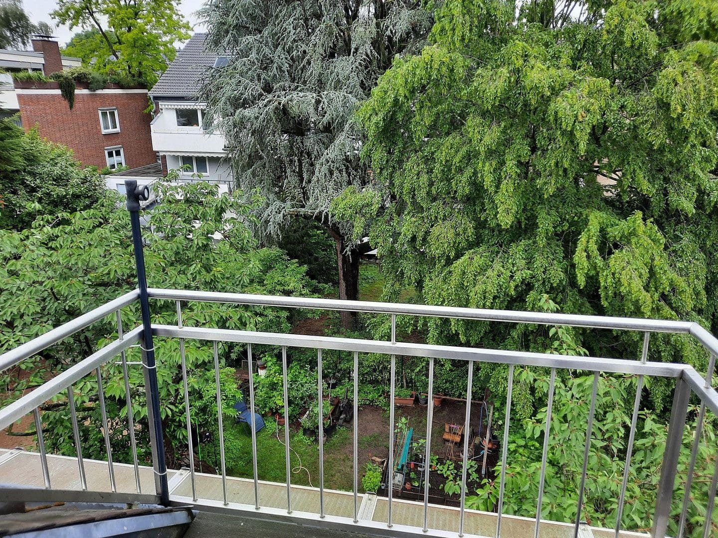 Pronájem bytu 2+1 71 m², Düsseldorf, Severní Porýní-Vestfálsko Pronájem bytu 2+1 71 m², Düsseldorf, Severní Porýní-Vestfálsko