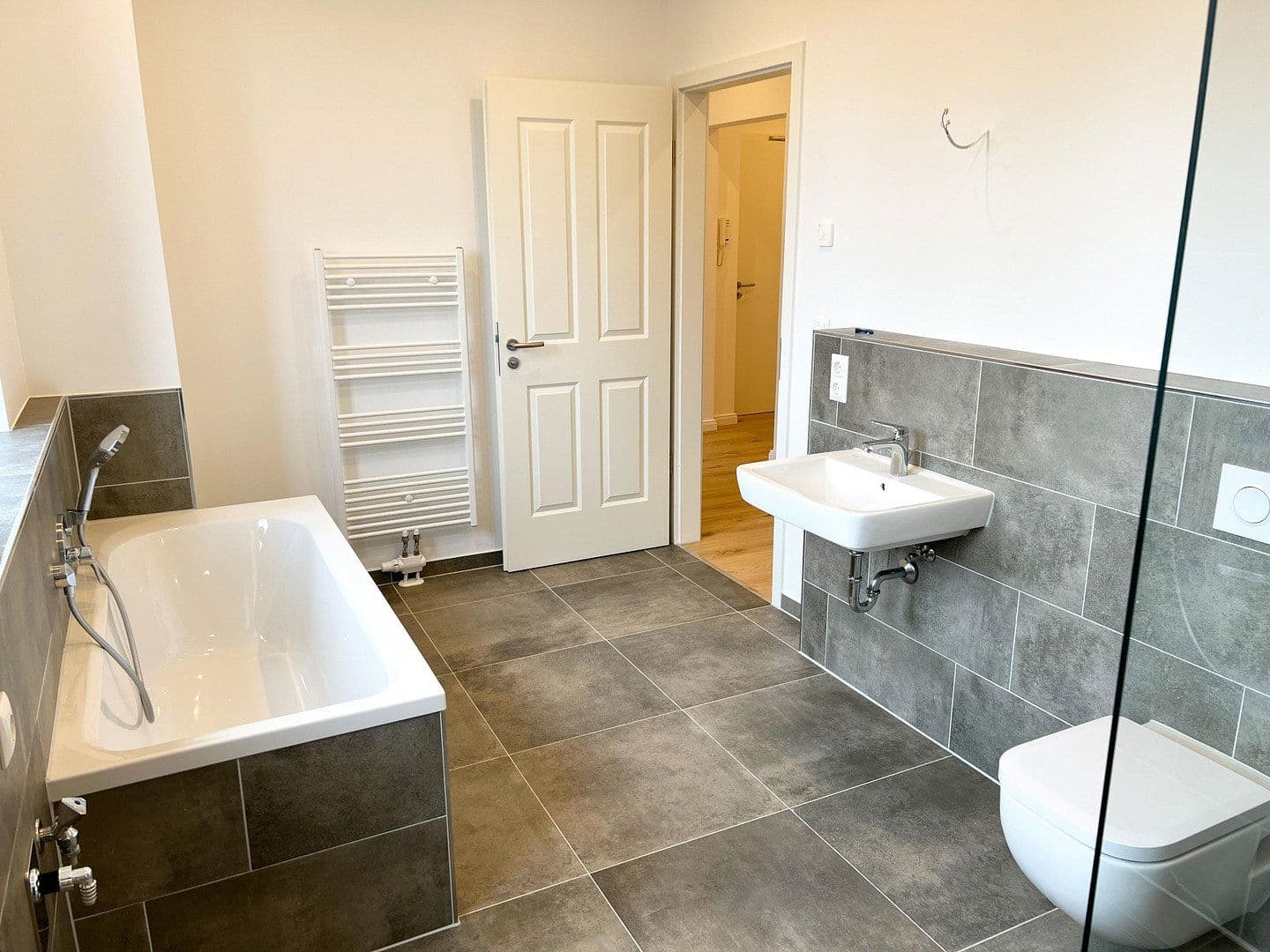 Pronájem bytu 2+1 69 m², Alt Salbke 73, Magdeburg, Sasko-Anhaltsko Pronájem bytu 2+1 69 m², Alt Salbke 73, Magdeburg, Sasko-Anhaltsko