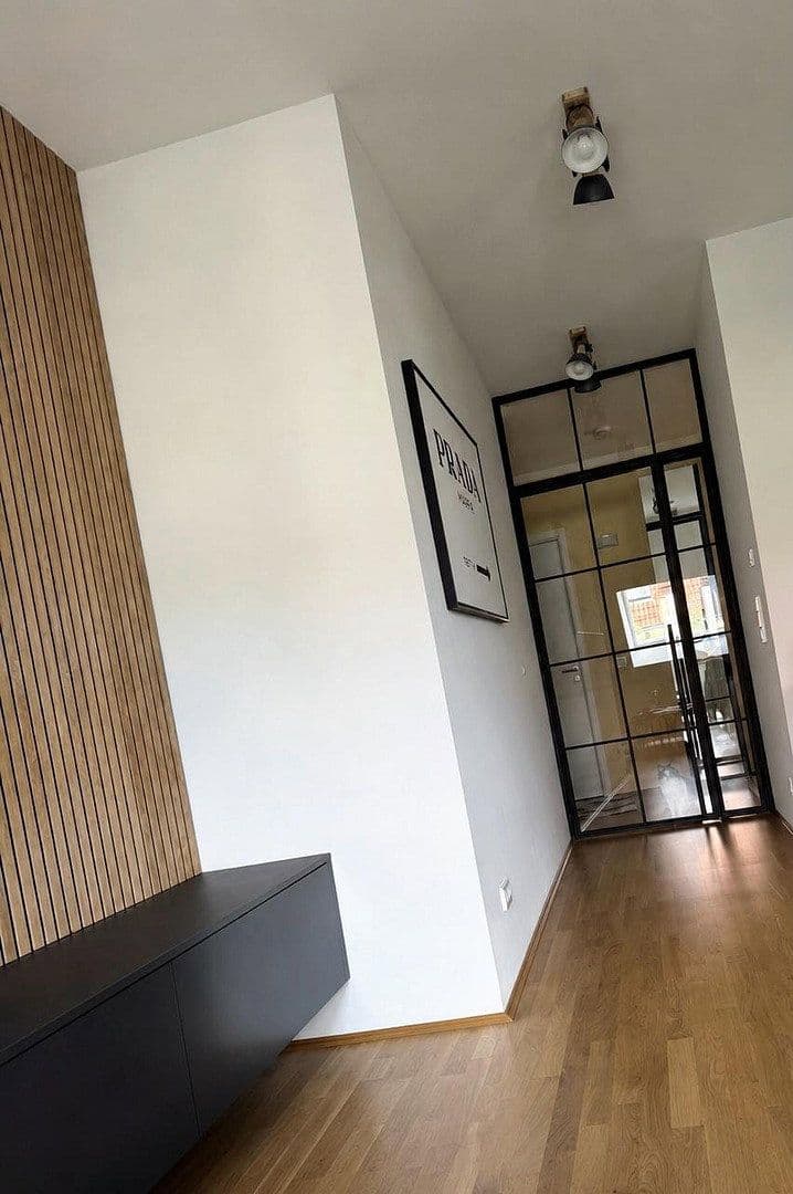 Prodej bytu 3+1 83 m², Fehrbelliner Str. 24, Berlin, Berlín Prodej bytu 3+1 83 m², Fehrbelliner Str. 24, Berlin, Berlín