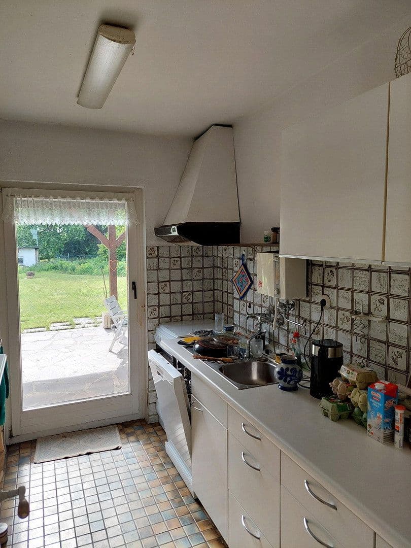 Prodej domu 180 m², pozemek 1.400 m², Marburg, Hessen Prodej domu 180 m², pozemek 1.400 m², Marburg, Hessen