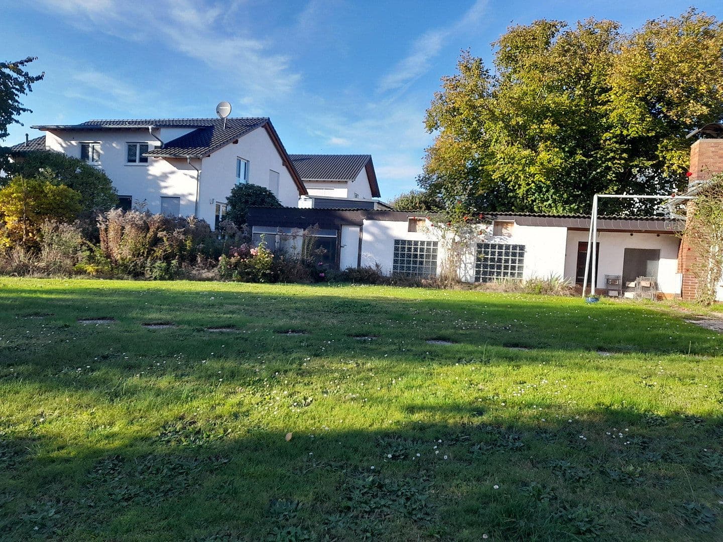 Prodej domu 180 m², pozemek 1.400 m², Marburg, Hessen Prodej domu 180 m², pozemek 1.400 m², Marburg, Hessen