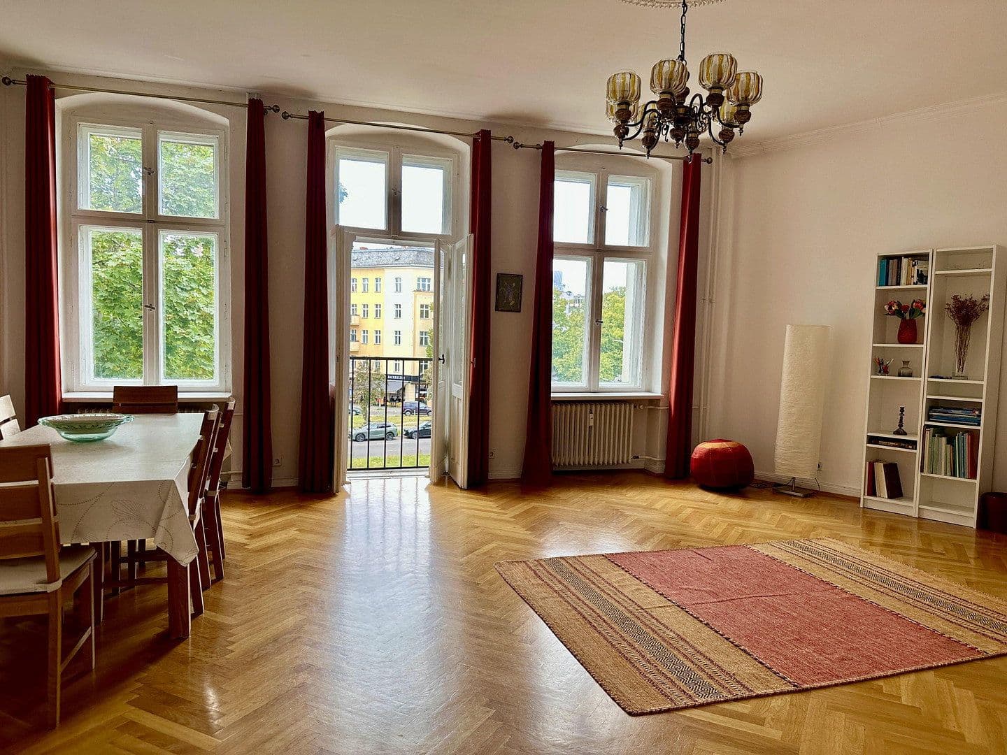 Pronájem bytu 3+1 110 m², Berlin, Berlín Pronájem bytu 3+1 110 m², Berlin, Berlín