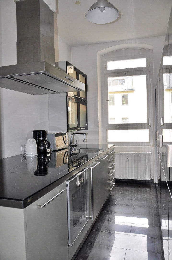 Pronájem bytu 3+1 110 m², Berlin, Berlín Pronájem bytu 3+1 110 m², Berlin, Berlín