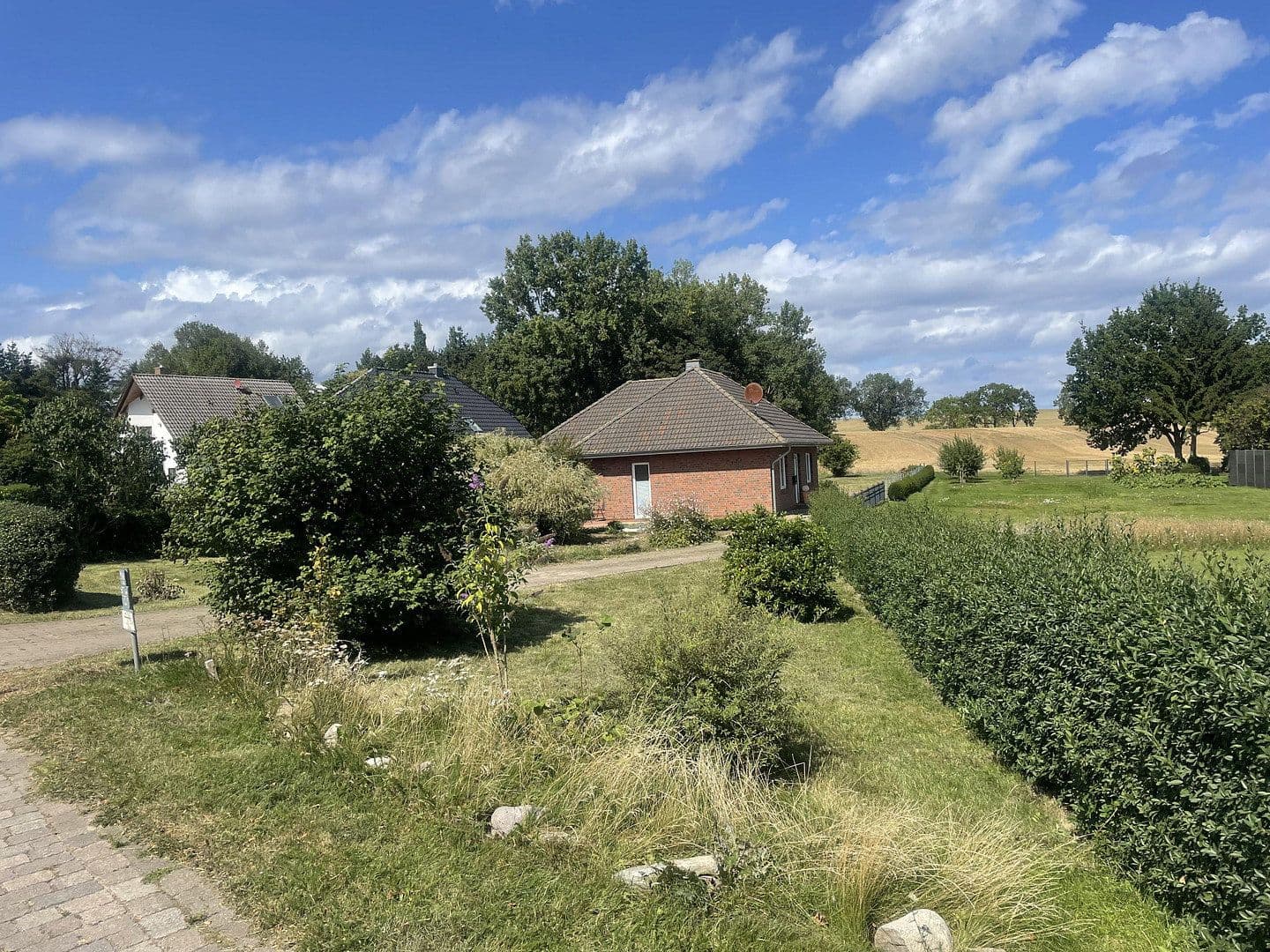 Prodej domu 98 m², pozemek 1.506 m², Elmenhorst, Mecklenburg-Vorpommern Prodej domu 98 m², pozemek 1.506 m², Elmenhorst, Mecklenburg-Vorpommern