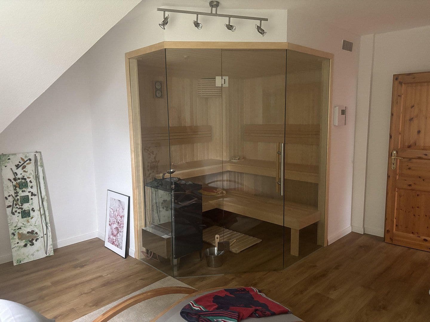 Prodej domu 293 m², pozemek 2.785 m², Lastrup, Dolní Sasko Prodej domu 293 m², pozemek 2.785 m², Lastrup, Dolní Sasko