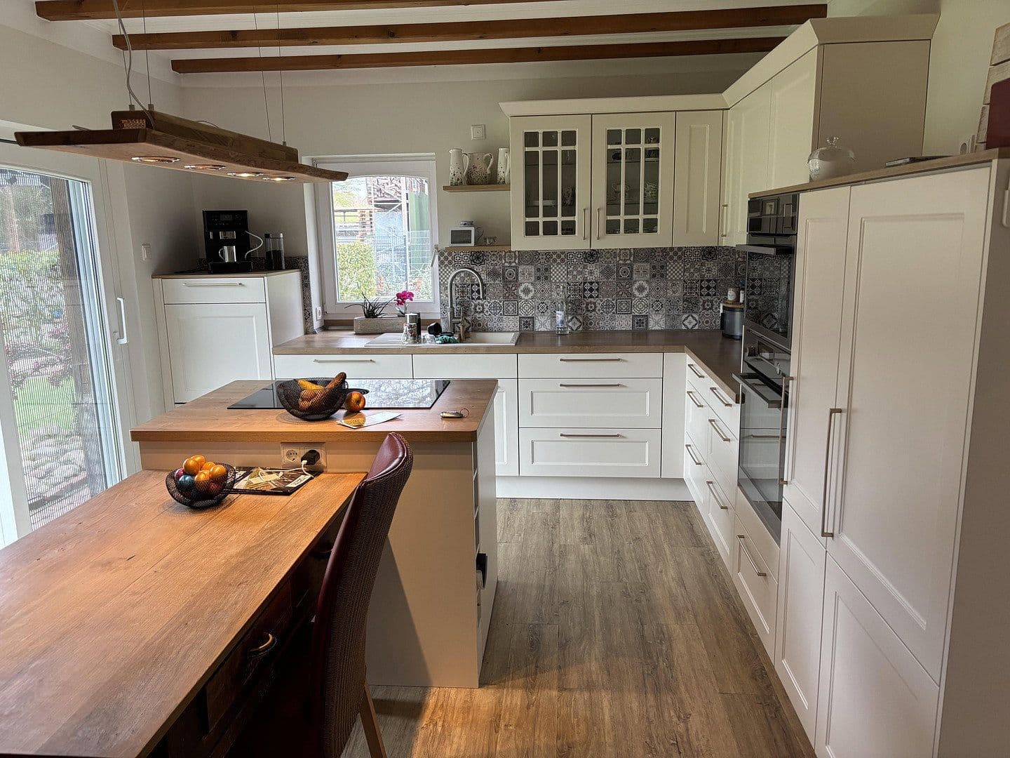 Prodej domu 293 m², pozemek 2.785 m², Lastrup, Dolní Sasko Prodej domu 293 m², pozemek 2.785 m², Lastrup, Dolní Sasko